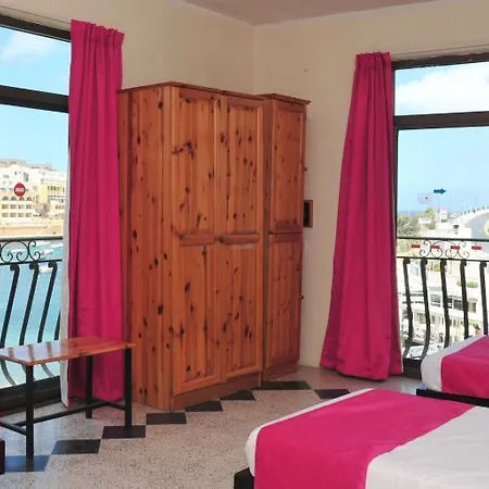 Garden 3* Saint Julian's