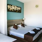 湖滨花园酒店 3*