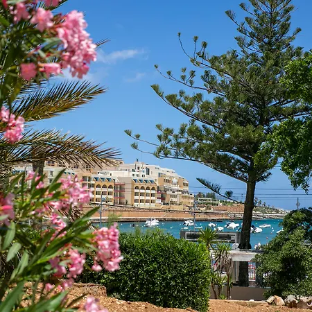 Hotel Garden 3*