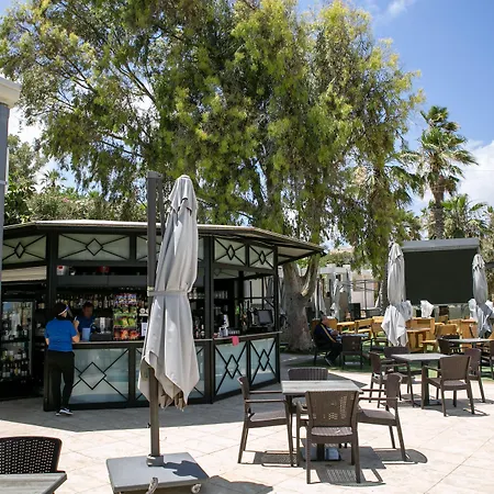 Garden Hotel San Ġiljan