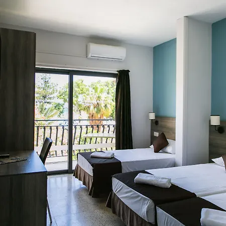 Garden 3* St. Julian's