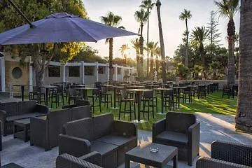 Garden Hotel 3*