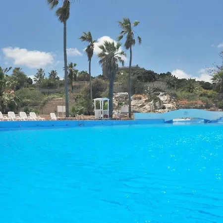 Garden Hotel Saint Julian's